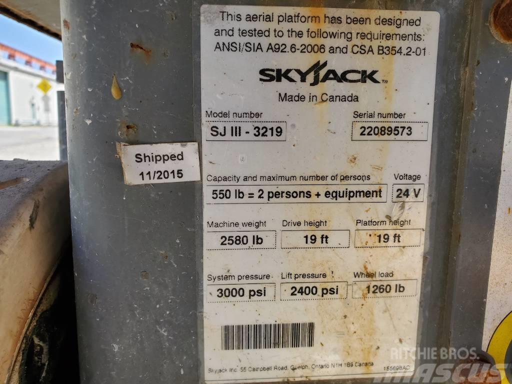 SkyJack SJIII-3219 Škarjaste dvižne ploščadi