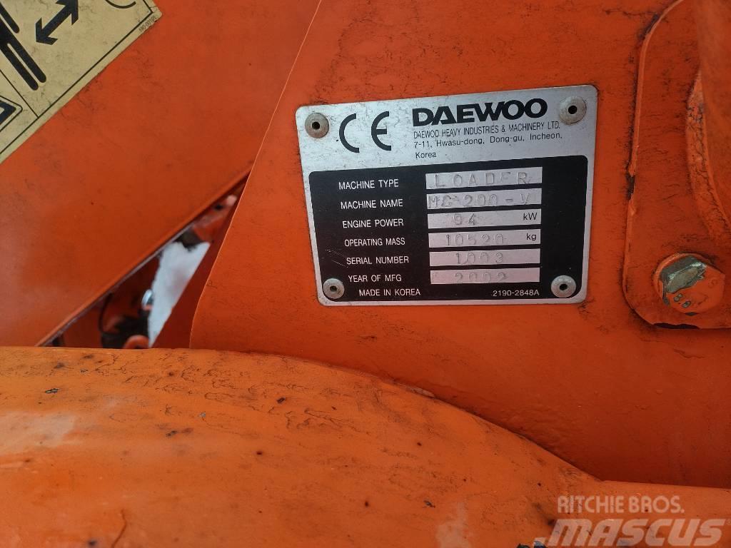 Daewoo 200-V Mega Kolesni nakladalci