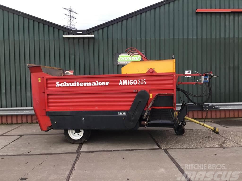 Schuitemaker Amigo 30S voerwagen Hranilnice živine