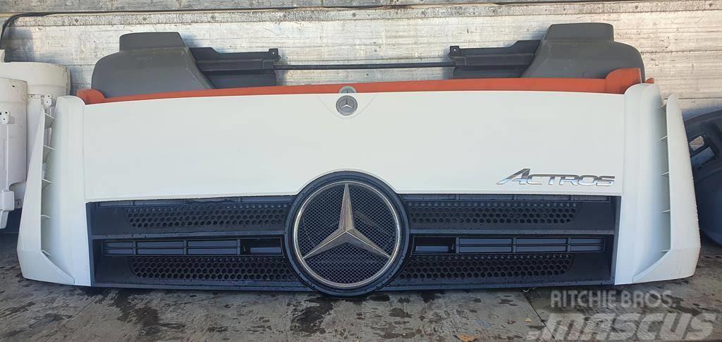 Mercedes-Benz Actros Kabine in notranjost