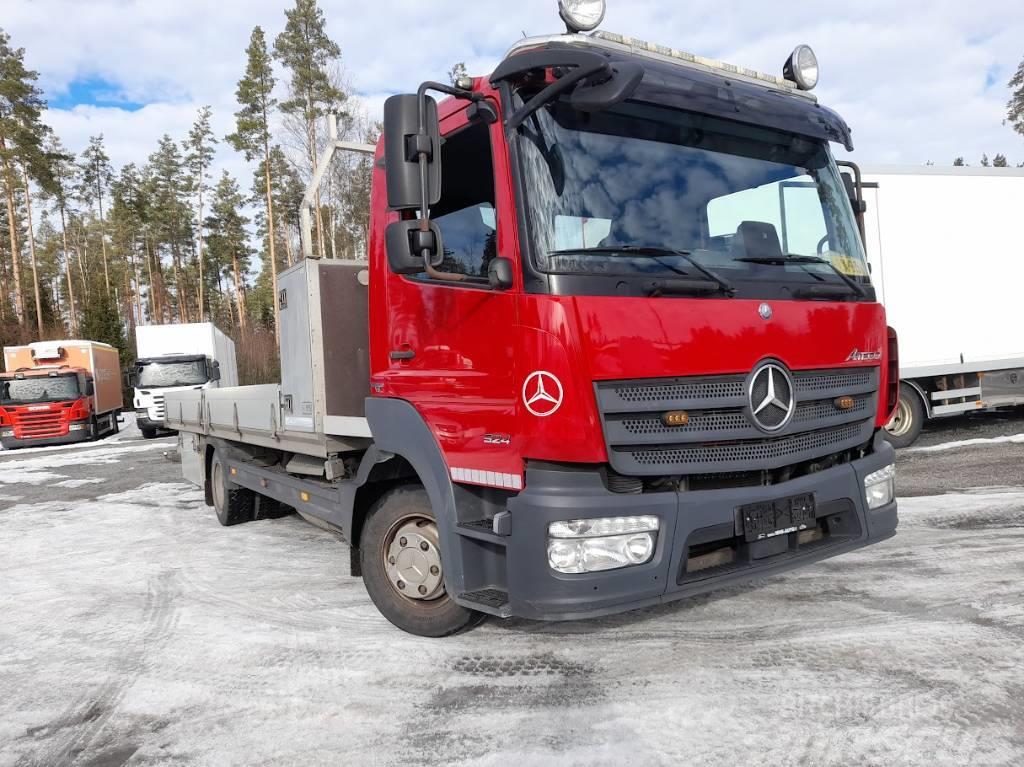 Mercedes-Benz Atego Tovornjaki s kesonom/platojem