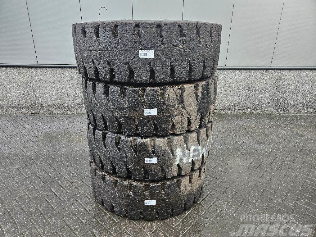 New Holland W110C-Barkley 17.5R25-Tire/Reifen/Band Gume, kolesa in platišča