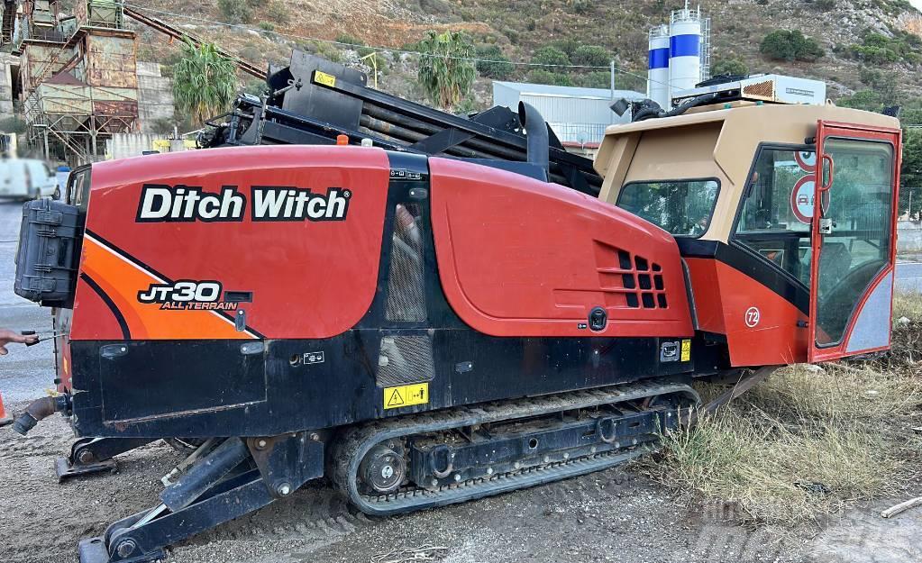 Ditch Witch JT 30 AT Oprema za vodoravno smerno vrtanje