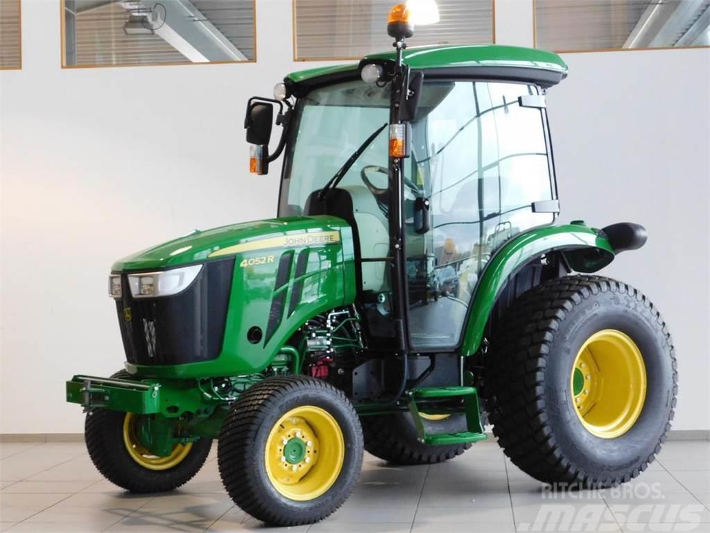 John Deere 4052R Manjši traktorji