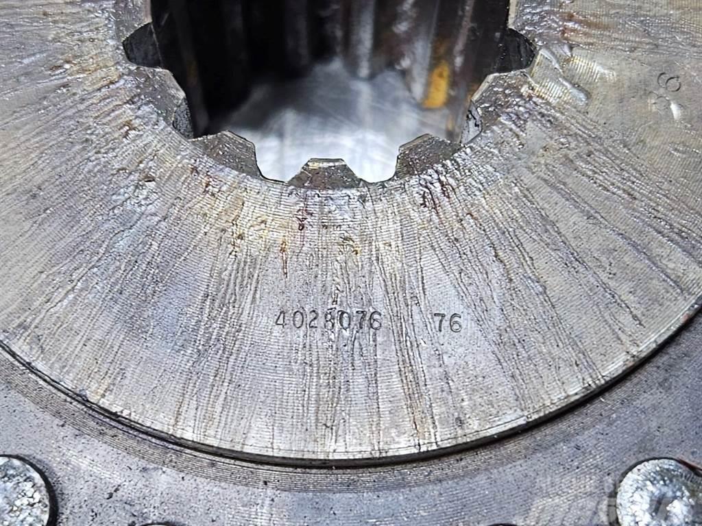 John Deere 4028082 - Pump drive plate/Flange couplings Motorji