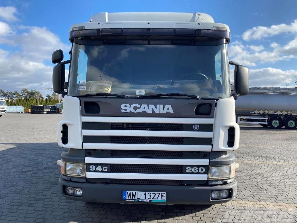 Scania P 94 Tovornjaki s kesonom/platojem
