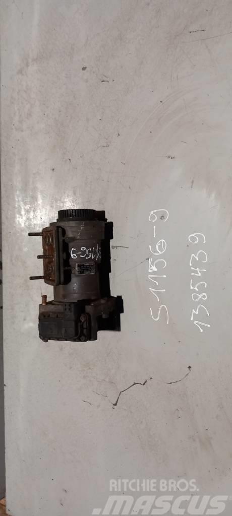Scania R124.420 brake main valve 1385439 Zavore