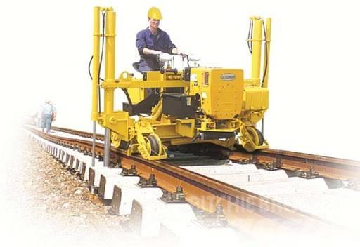 Geismar RV100 Track Lifting & Slewing Machine Vzdrževanje železnic