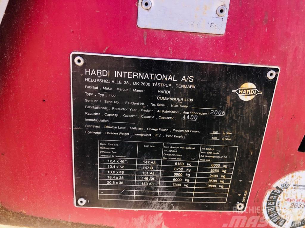 Hardi Commander 4400 Vlečne škropilnice