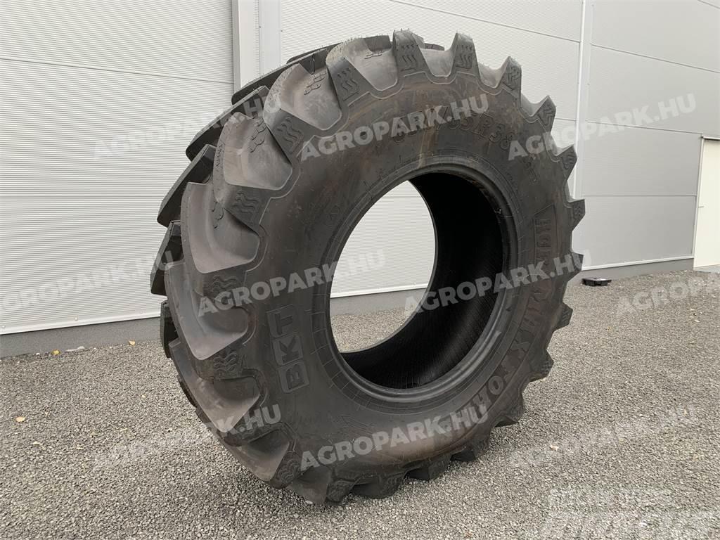 BKT tire in size 650/85R38 Gume, kolesa in platišča