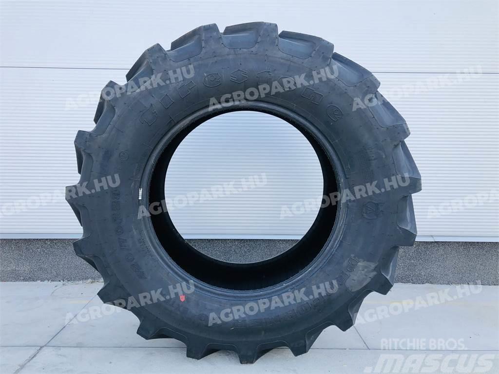 Firestone tire in size 420/70R28 Gume, kolesa in platišča