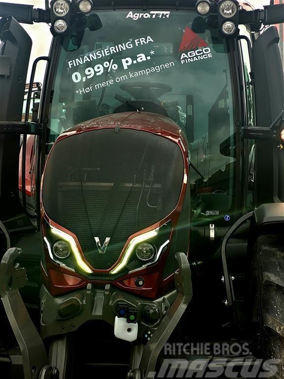 Valtra T255V Benyt vores gode finansiering Traktorji