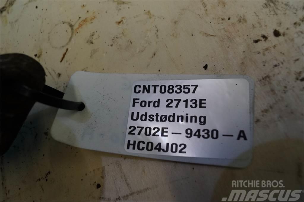 Ford 2713E Motorji