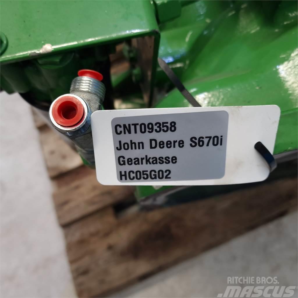 John Deere S670 Menjalnik