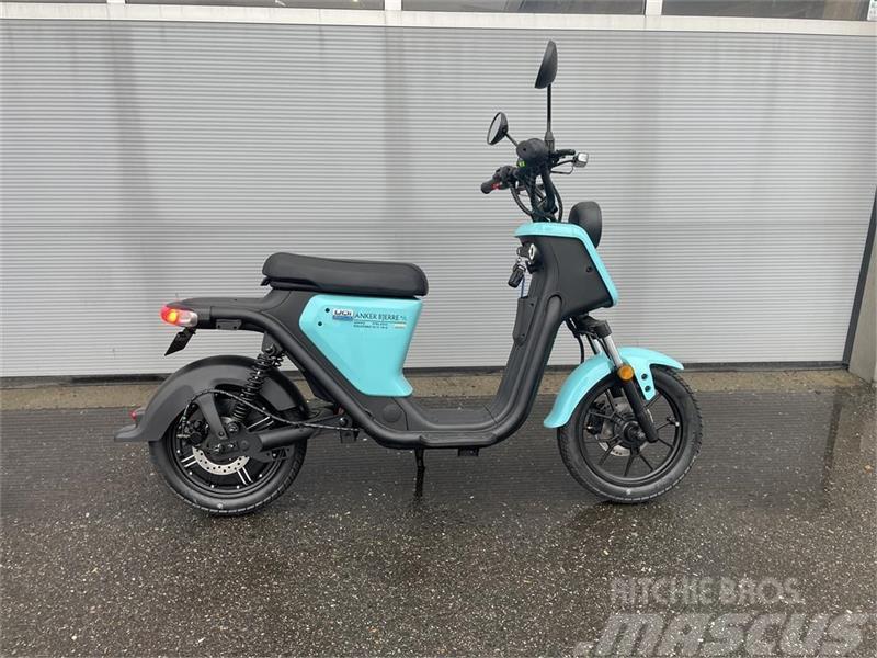  Niu  Uqi Sport 30 km/t el scooter fabriksny Avtomobili