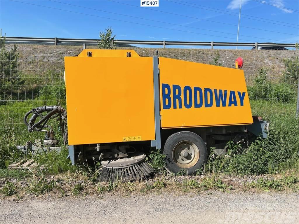 Broddway combi sweep trailer Cestni pometači