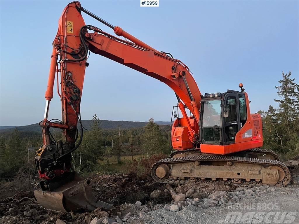 Doosan DX235LCR crawler excavator w/ GPS, bucket and tilt Bagri goseničarji