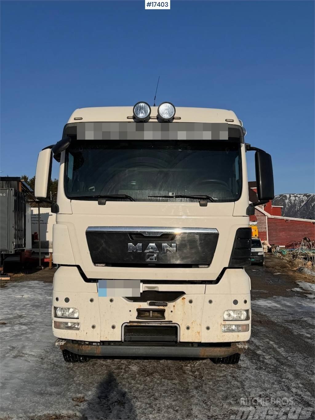 MAN TGX 35.480 8x4 flatbed truck w/ driving bridges Tovornjaki s kesonom/platojem