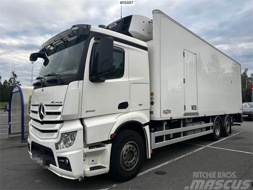 Mercedes-Benz Actros 6x2 Box Truck w/ fridge/freezer unit. Tovornjaki zabojniki