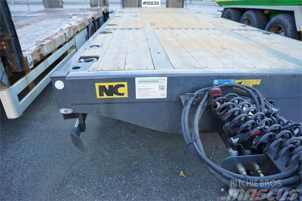 NC 3 axle machine trailer that is little used Druge prikolice