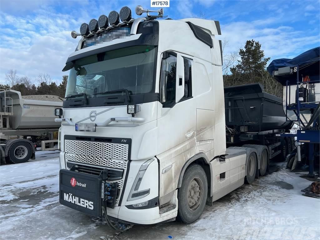 Volvo FH 540 6x4 Plow rig tractor w/ hydraulics and only Vlačilci