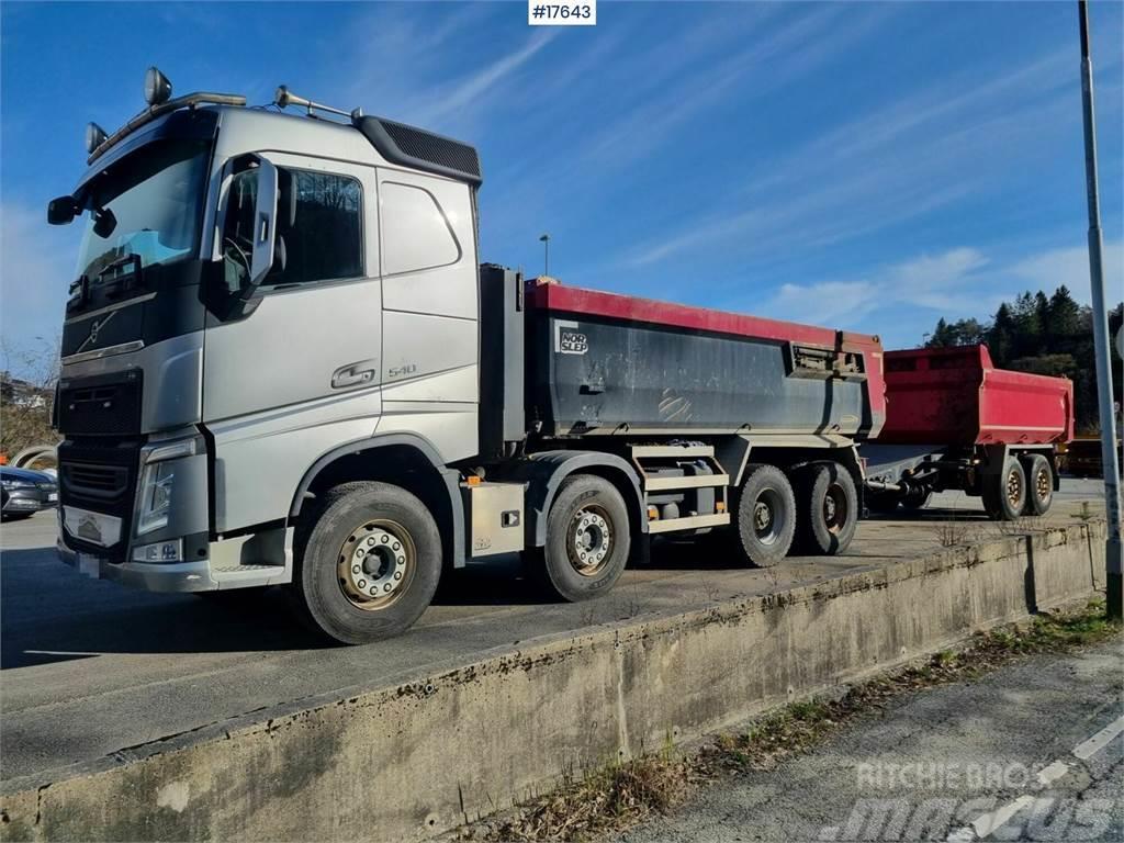 Volvo FH 540 8x4 with low mileage for sale with tipper. Kiper tovornjaki