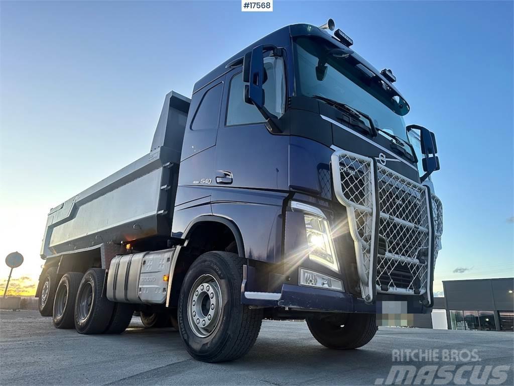 Volvo FH540 Tridem Tipper w/ Hub reduction. 235,000 km. Kiper tovornjaki