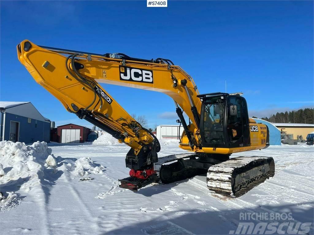 JCB JS 220 LC Excavator Bagri goseničarji