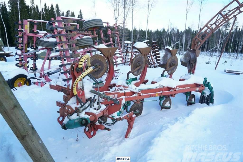 Kverneland Taarup 4032C PLOW WITH CUTTERS Drugo