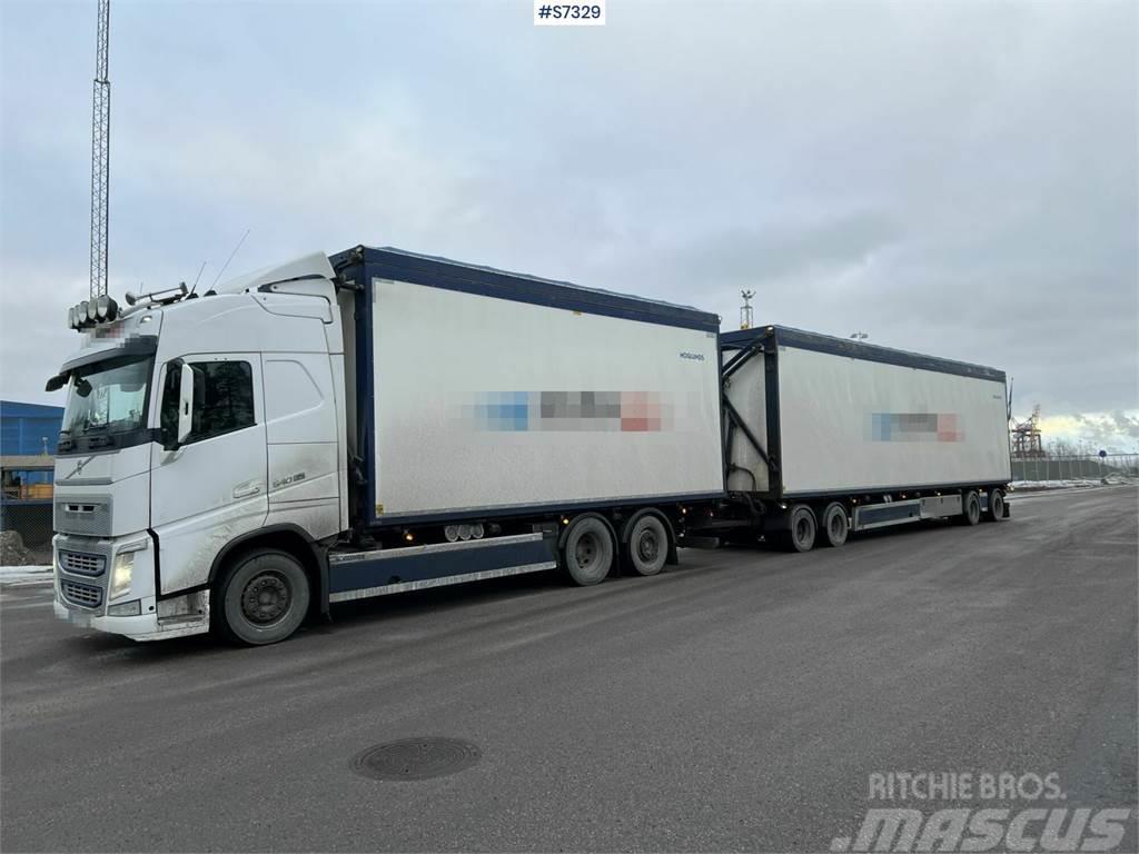 Volvo FH 6x2 wood chip truck with trailer Tovornjaki zabojniki