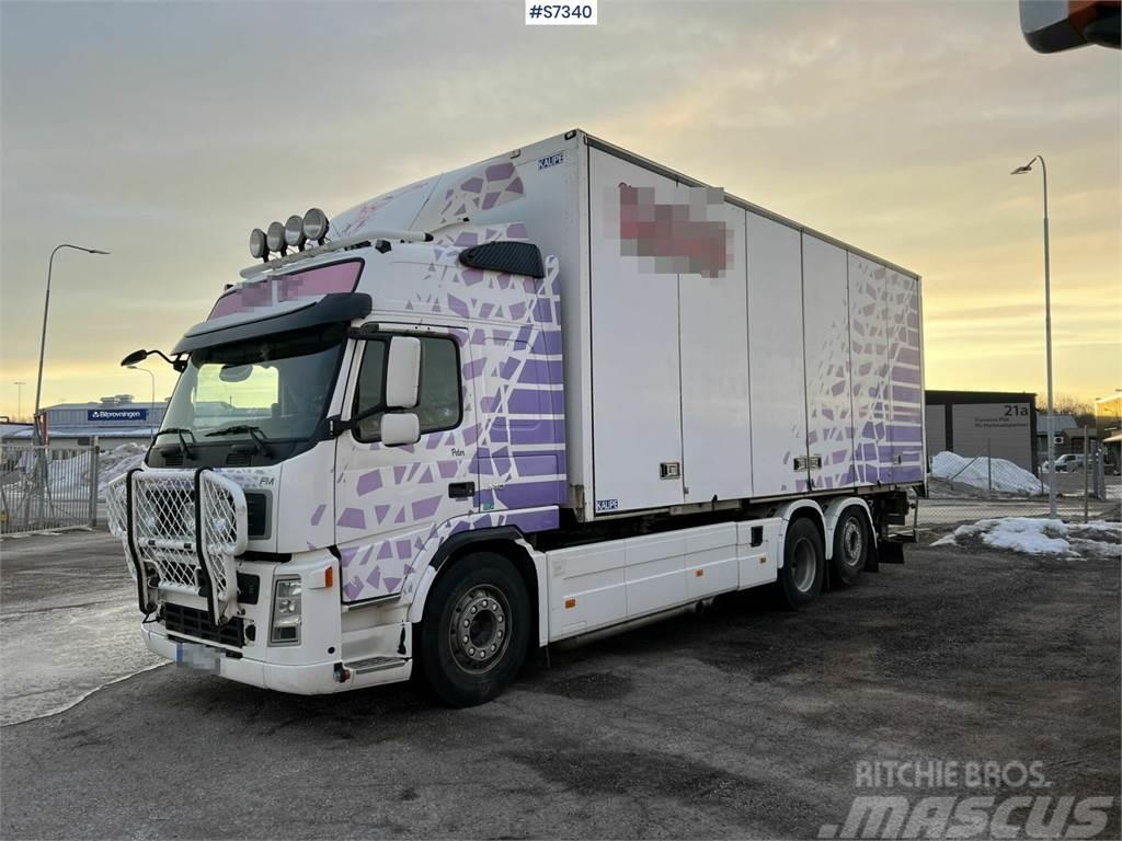 Volvo FM 440 6*2 Box truck with container base Tovornjaki zabojniki