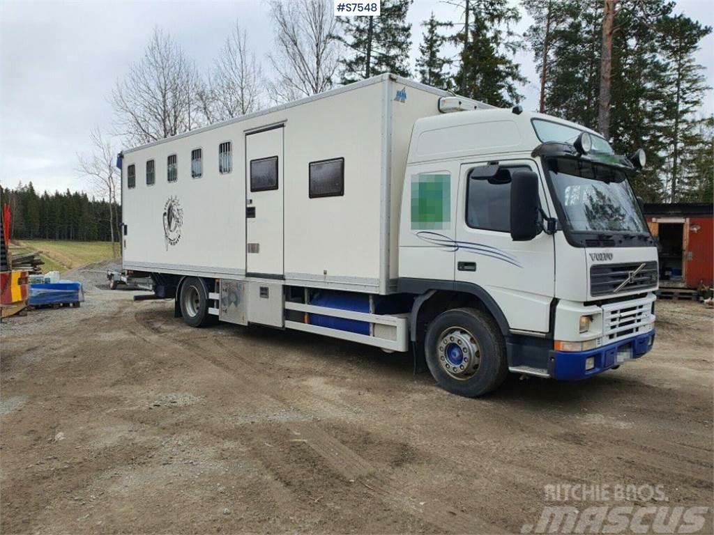 Volvo FM7 Tovornjaki za prevoz živine