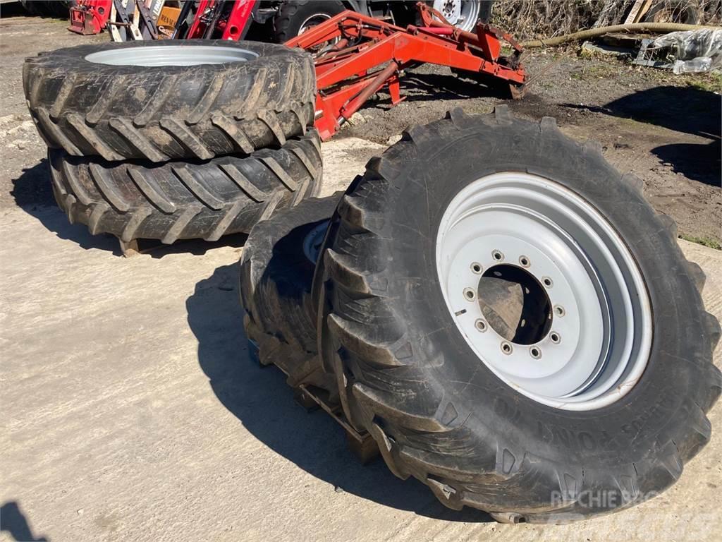 Massey Ferguson Wheels and tyres to suit 6700s series Drugi kmetijski stroji