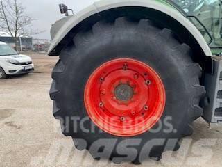Fendt 828 Vario Traktorji