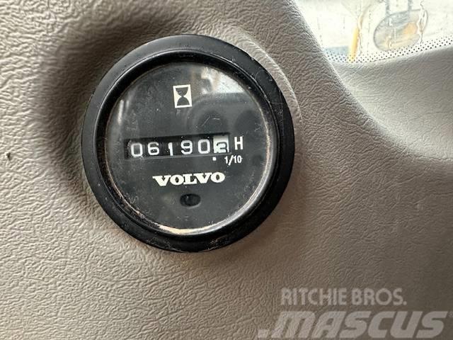 Volvo EC 300 D L Rušilni bagri