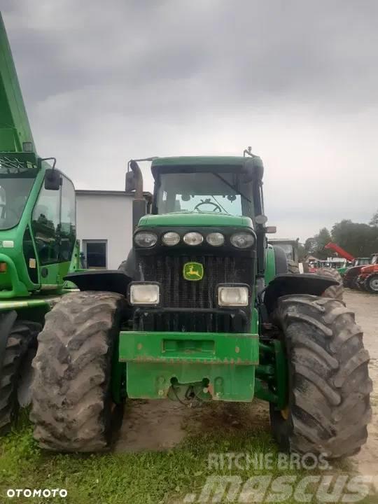 John Deere 8320 Traktorji