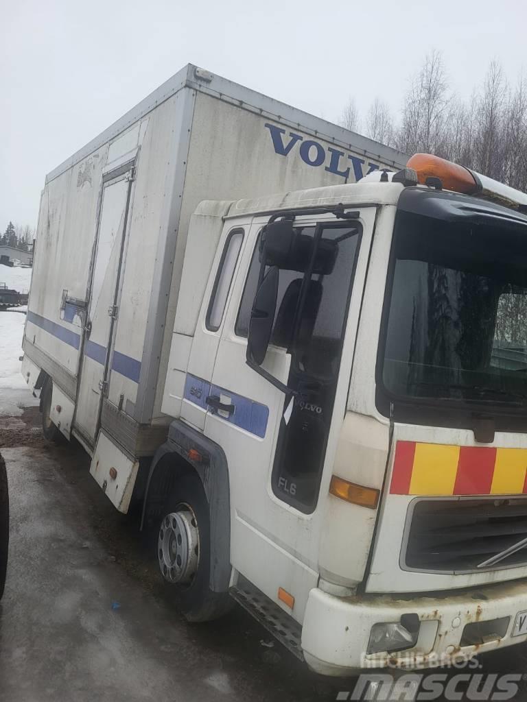 Volvo FL608/3700 Posebni kontejnerji