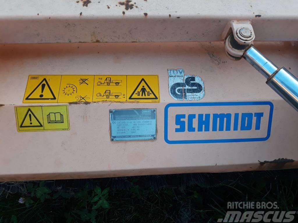 Schmidt VKS 24 - H Cestni pometači
