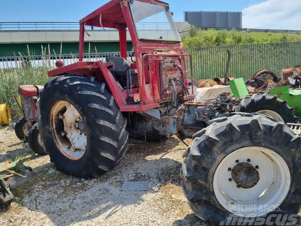 Steyr PARA PEÇAS 8075 Traktorji