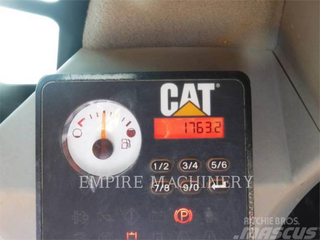 CAT 279D Skid steer mini nakladalci