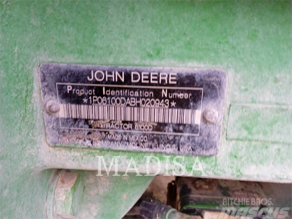 John Deere 6110D Traktorji