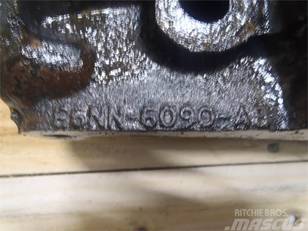 Ford 675 Cylinder head Motorji