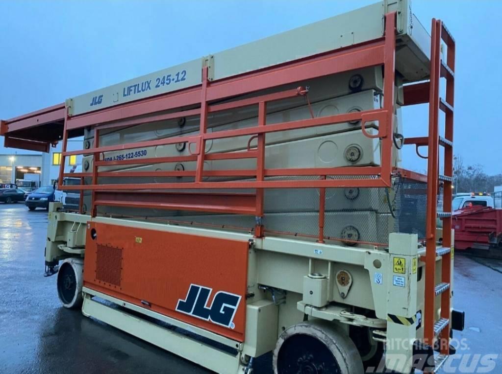 JLG liftlux SL 245-12 Škarjaste dvižne ploščadi