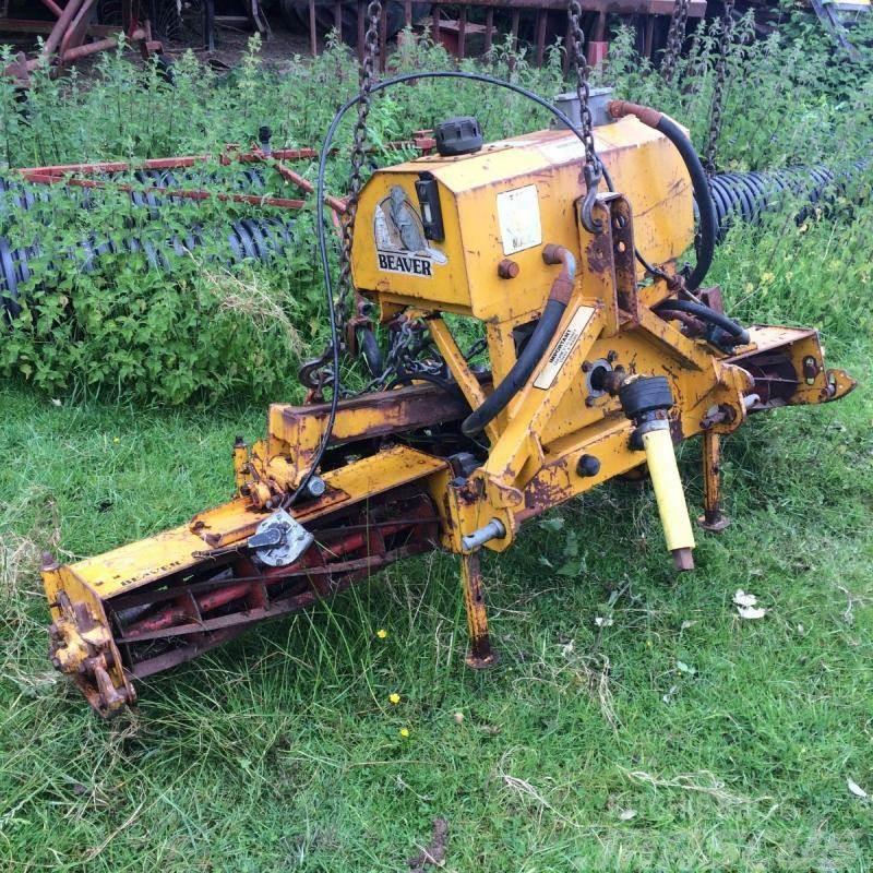  Beaver mower LM308 reel £150 plus vat £180 Vrtni traktor kosilnice