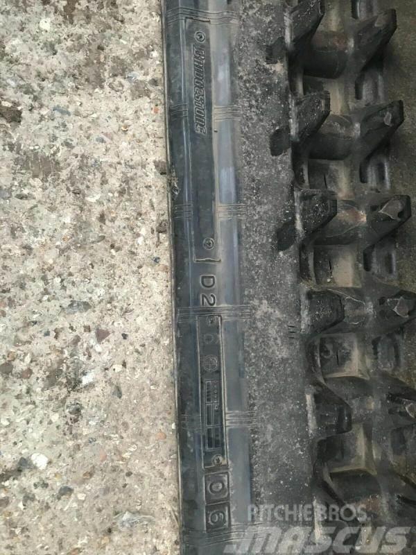 Bridgestone Excavator Rubber Track 320 x 56 x 86 Drugi kmetijski stroji