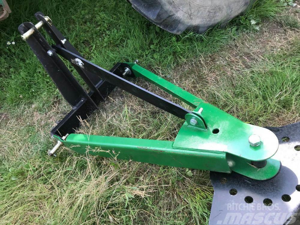  Tractor mounted scraper blade Traktorji