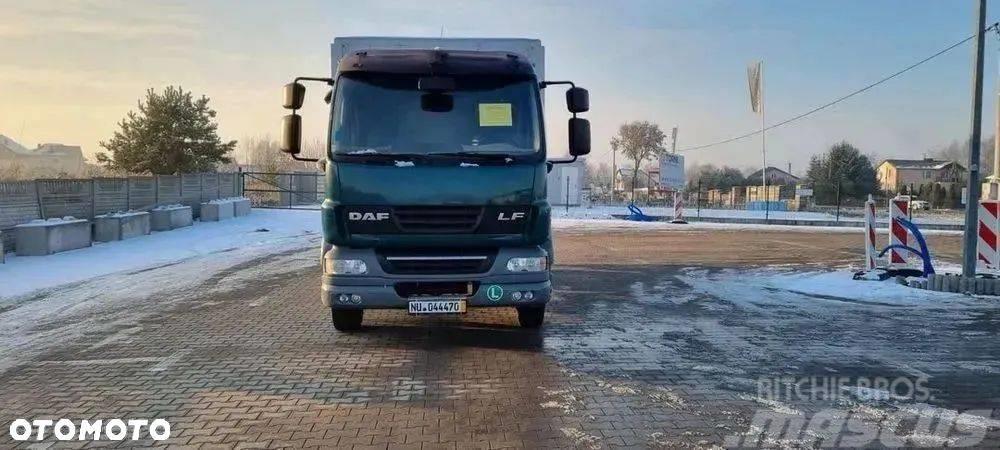 DAF LF55.250 Tovornjaki za prevoz živine