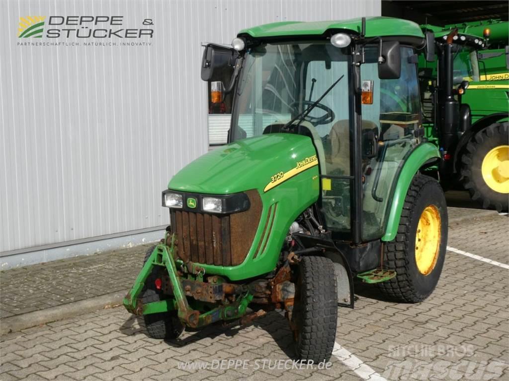 John Deere 3720 Manjši traktorji