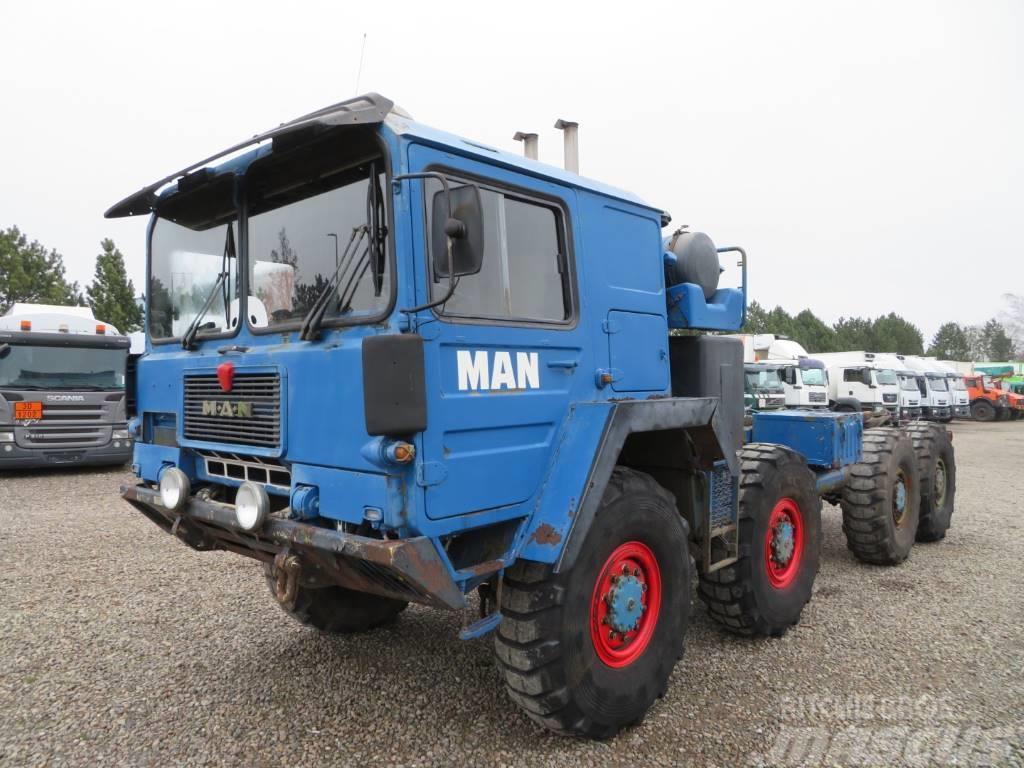 MAN M1014 V10 8x8 Drugi tovornjaki