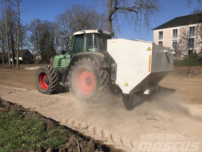  amag Bindemittelstreuer 5 m³ Heckanbau Traktor Stroji za recikliranje asfalta